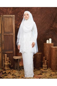 AURA KURUNG OFFWHITE